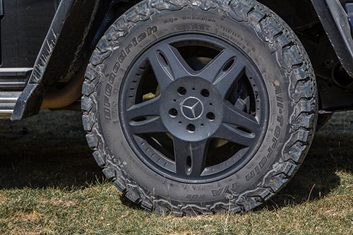 G-Klasse w463 18-Zoll Felgen Ashtaroth A4634011202 ET43 schwarz – Bild 3